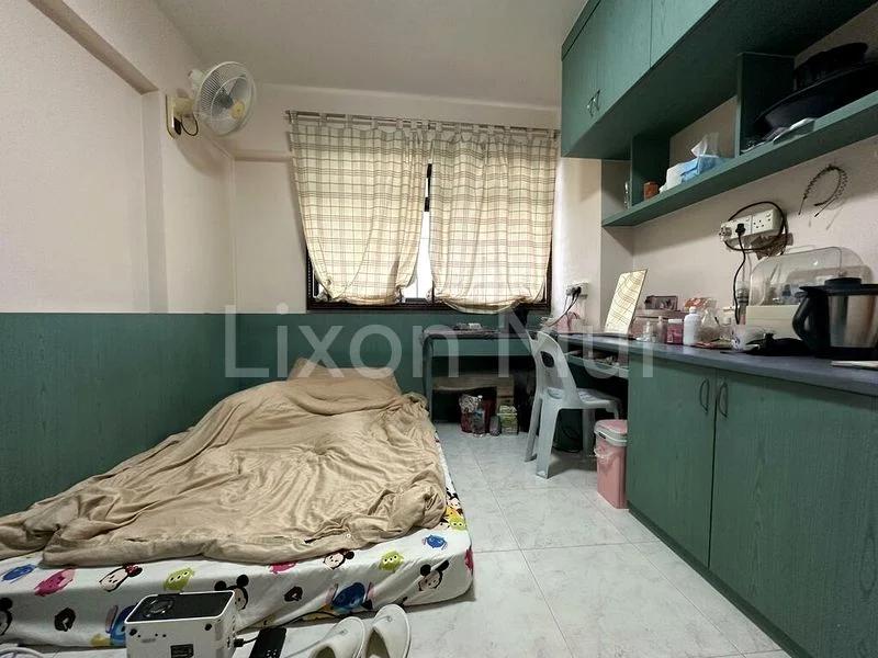 Room (HDB) for Rent in  320A Anchorvale Drive - Image 5